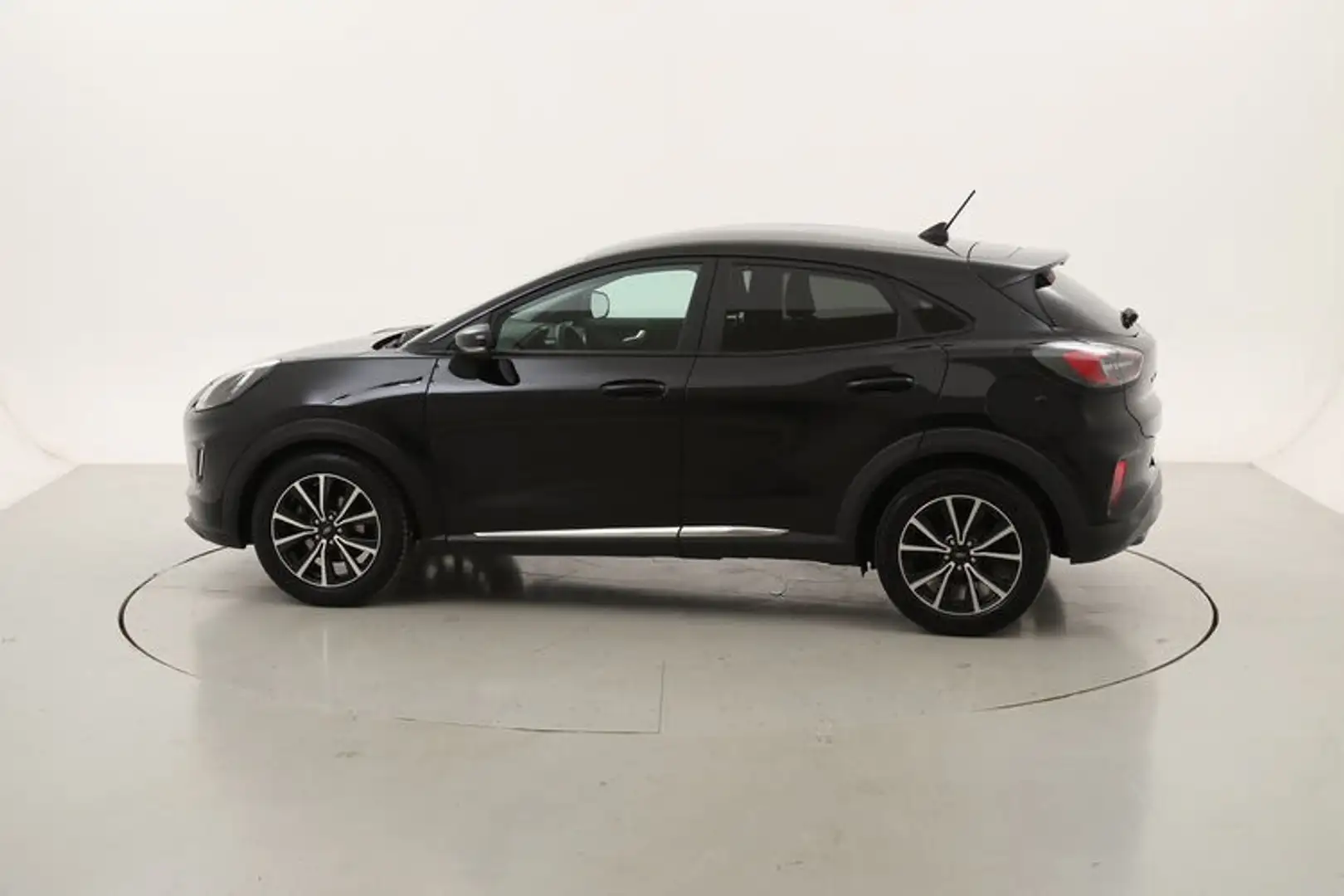 Ford Puma Titanium 1.0 Mild Hybrid 125CV Nero - 2