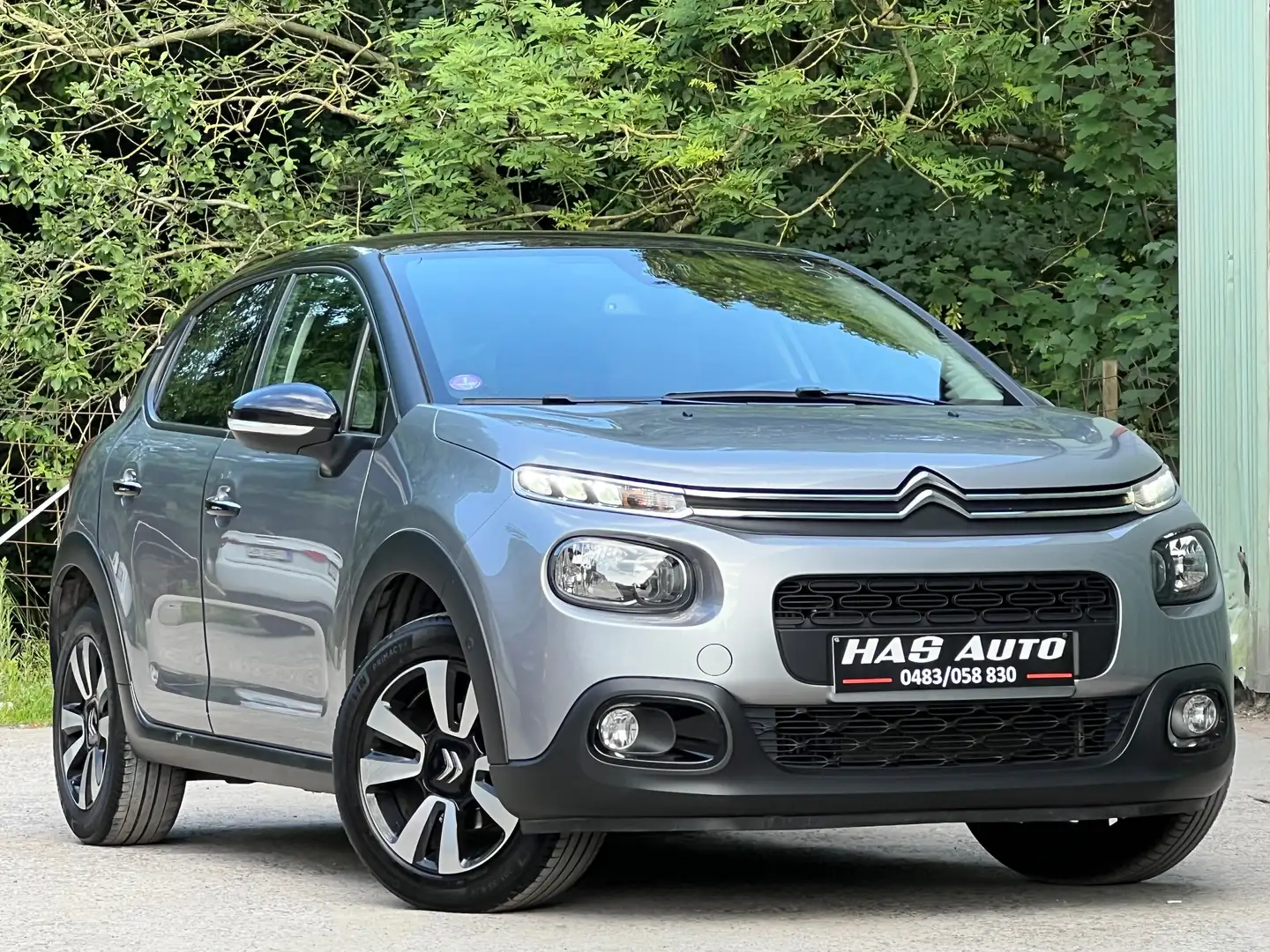 Citroen C3 1.2i//B.AUTO//EURO6D//CARNETCOMPLET Gris - 2