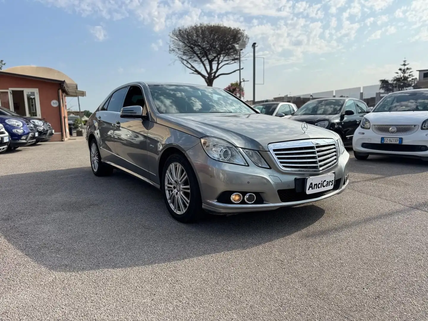Mercedes-Benz E 250 E 250 CDI BlueEFFICIENCY Elegance Grigio - 2