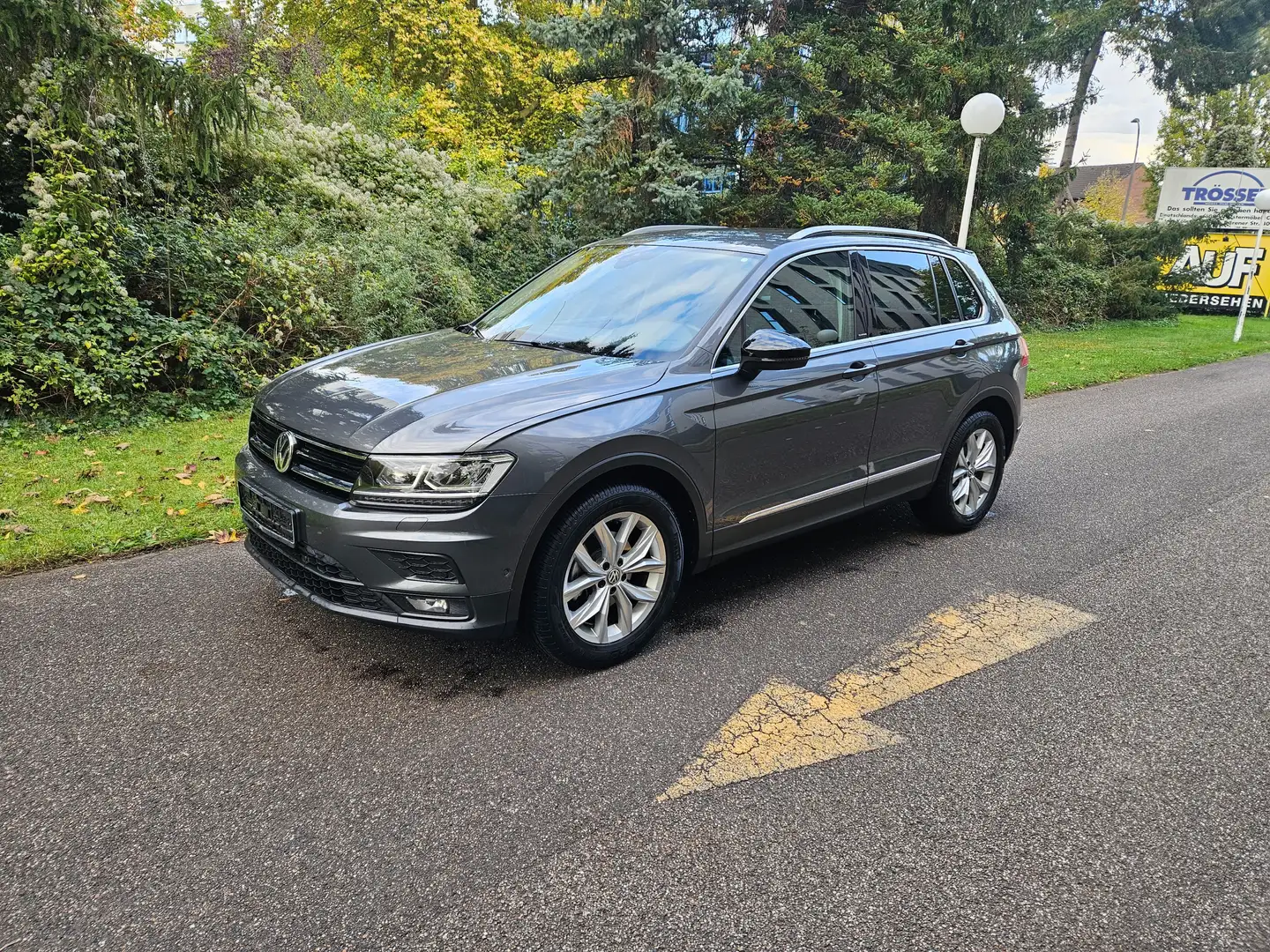 Volkswagen Tiguan IQ.DRIVE Line/Side Assist Kamera Virtual Cockpit Grau - 2