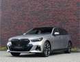 BMW 550 5-serie Touring 550e xDrive | Sportstoel - Pano - Grijs - thumbnail 11