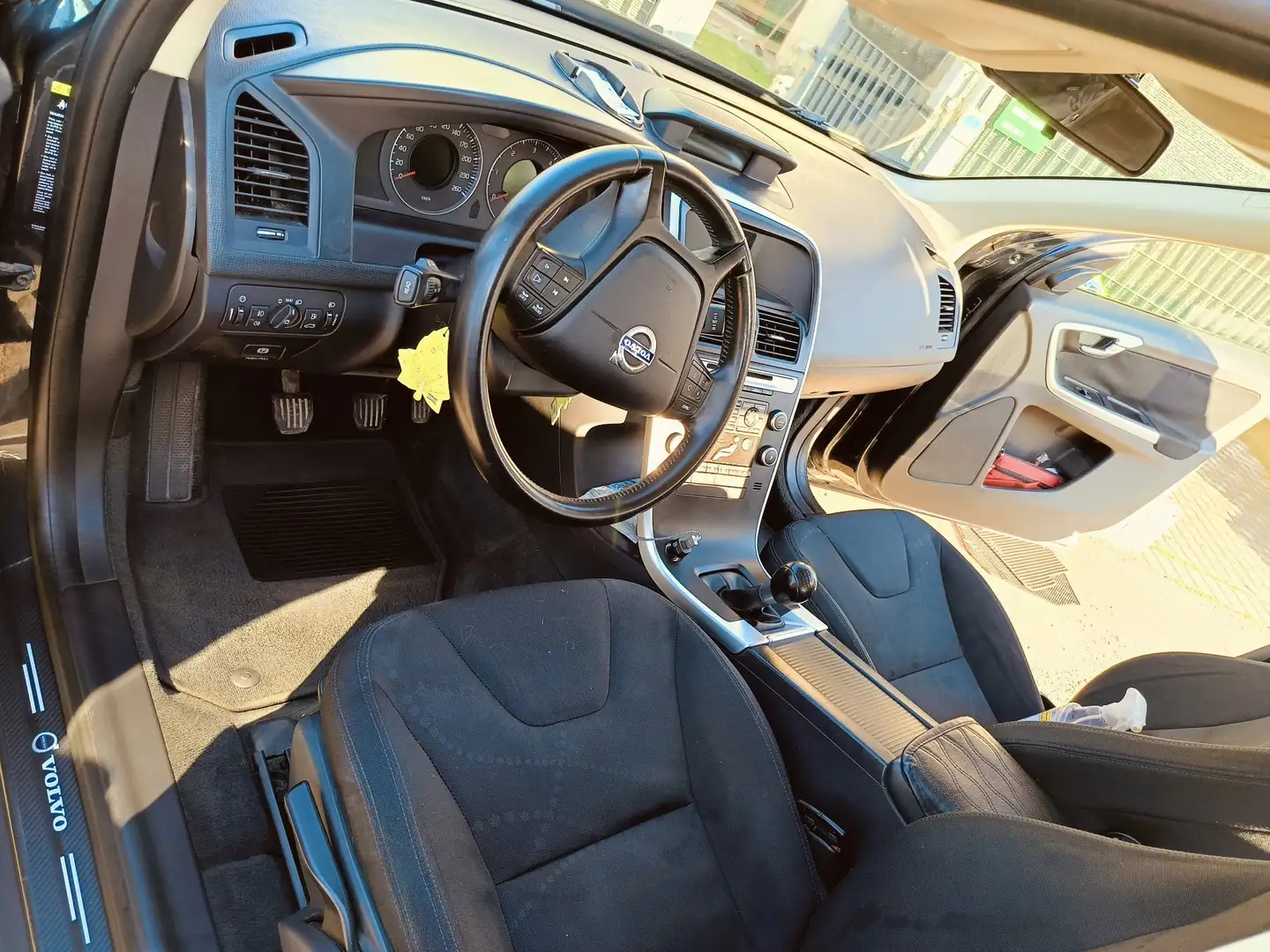 Volvo XC60 2.4d Summum fwd 175cv - 2
