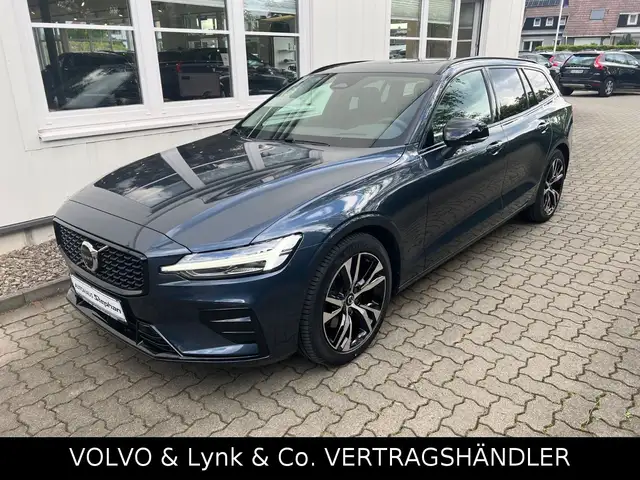 Volvo V60 B4 Automatik Plus Dark GARANTIE 38%