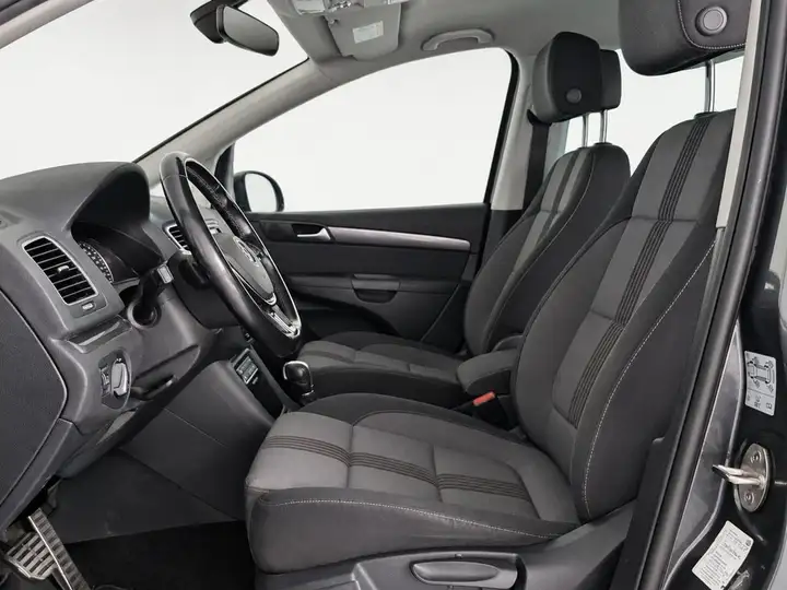 Volkswagen Sharan 2017, foto 11