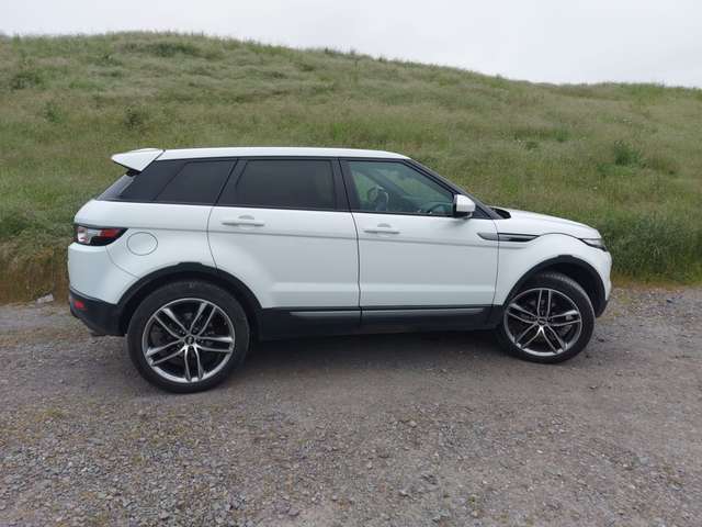Imagine Land Rover Range Rover Evoque SD4 Pure