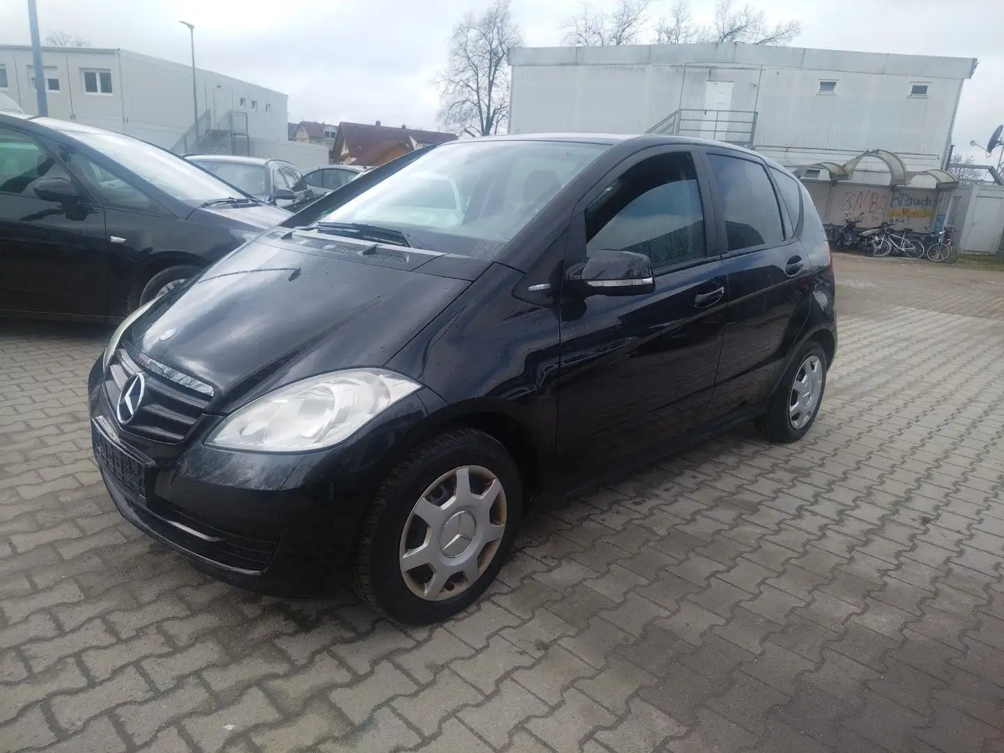 Mercedes-Benz A 160 +KLIMAAUTOMATIK+EURO 5 Schwarz - 2