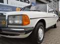 Mercedes-Benz 230 123/230 Oldtimer H-KENNZ/TÜV !!WERTANLAGE!! Weiß - thumbnail 32