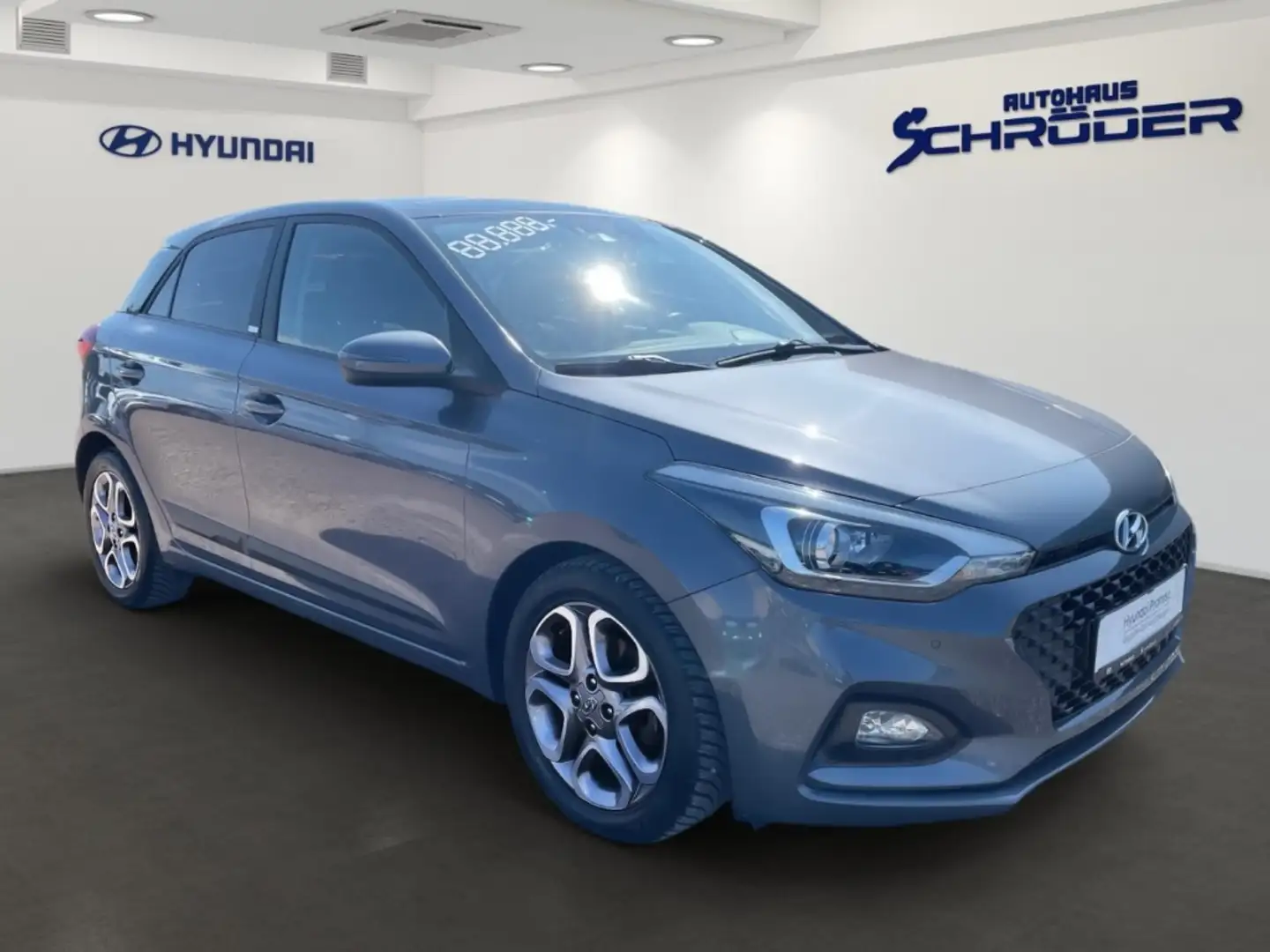 Hyundai i20 1.0T Style Navigation Panoramadach Grau - 2