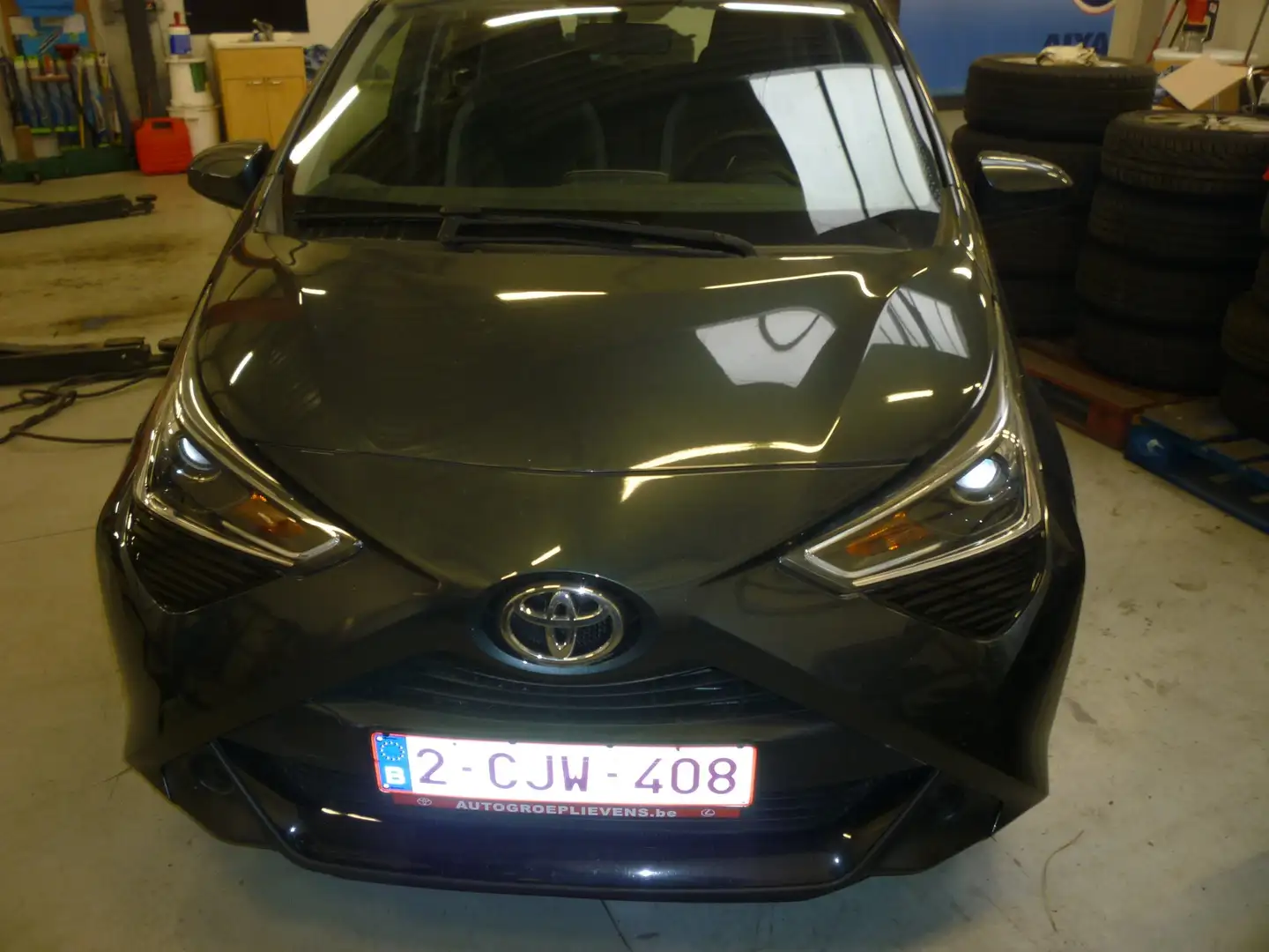 Toyota Aygo seulement 28000km!!!!!! Gris - 1