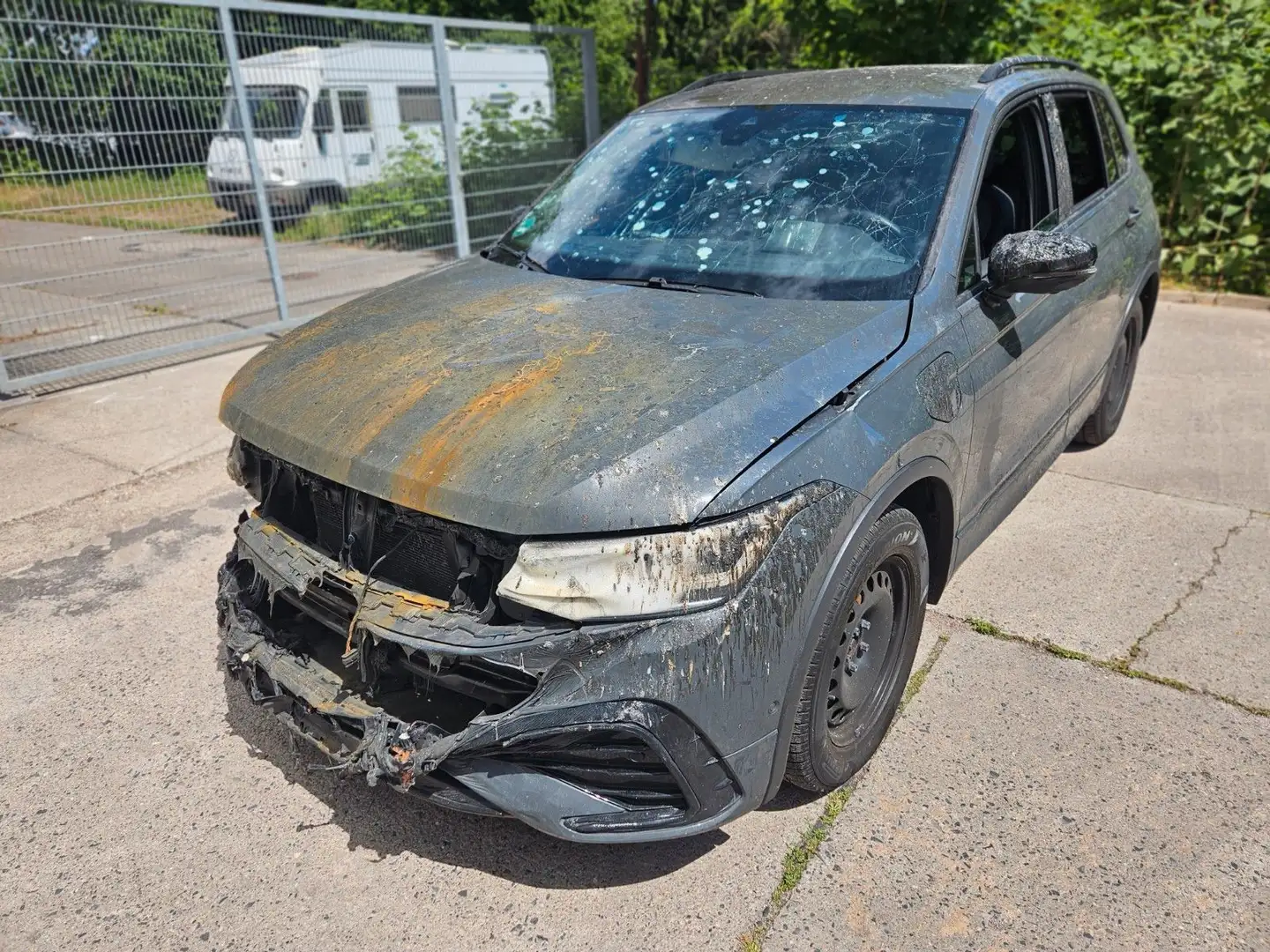 Volkswagen Tiguan R-Line eHybrid Grey - 1