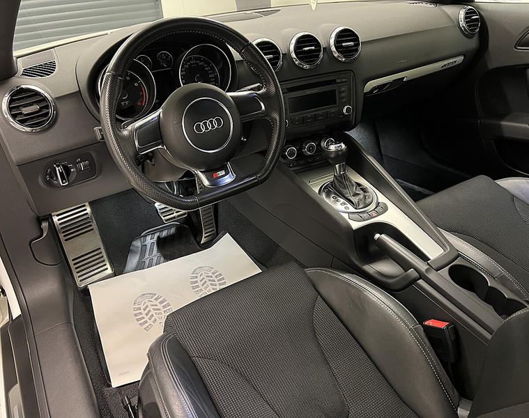 Audi TT Coupé 2,0 TFSI quattro S-tronic *S-Line*Tempomat* — photo 15