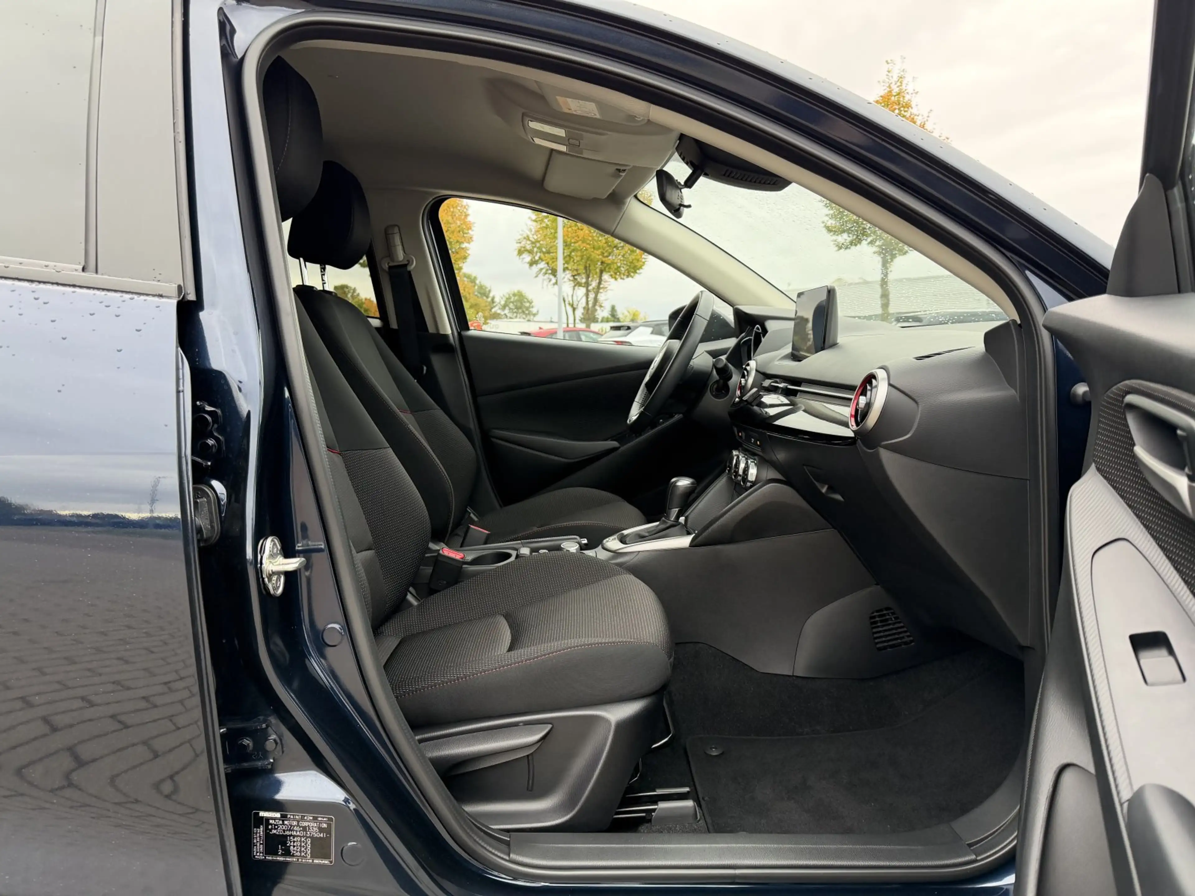 Mazda 2 SKY-G 1.5 90PS M Hybrid HOMURA NAVI/KAMERA/ACAA — photo 12