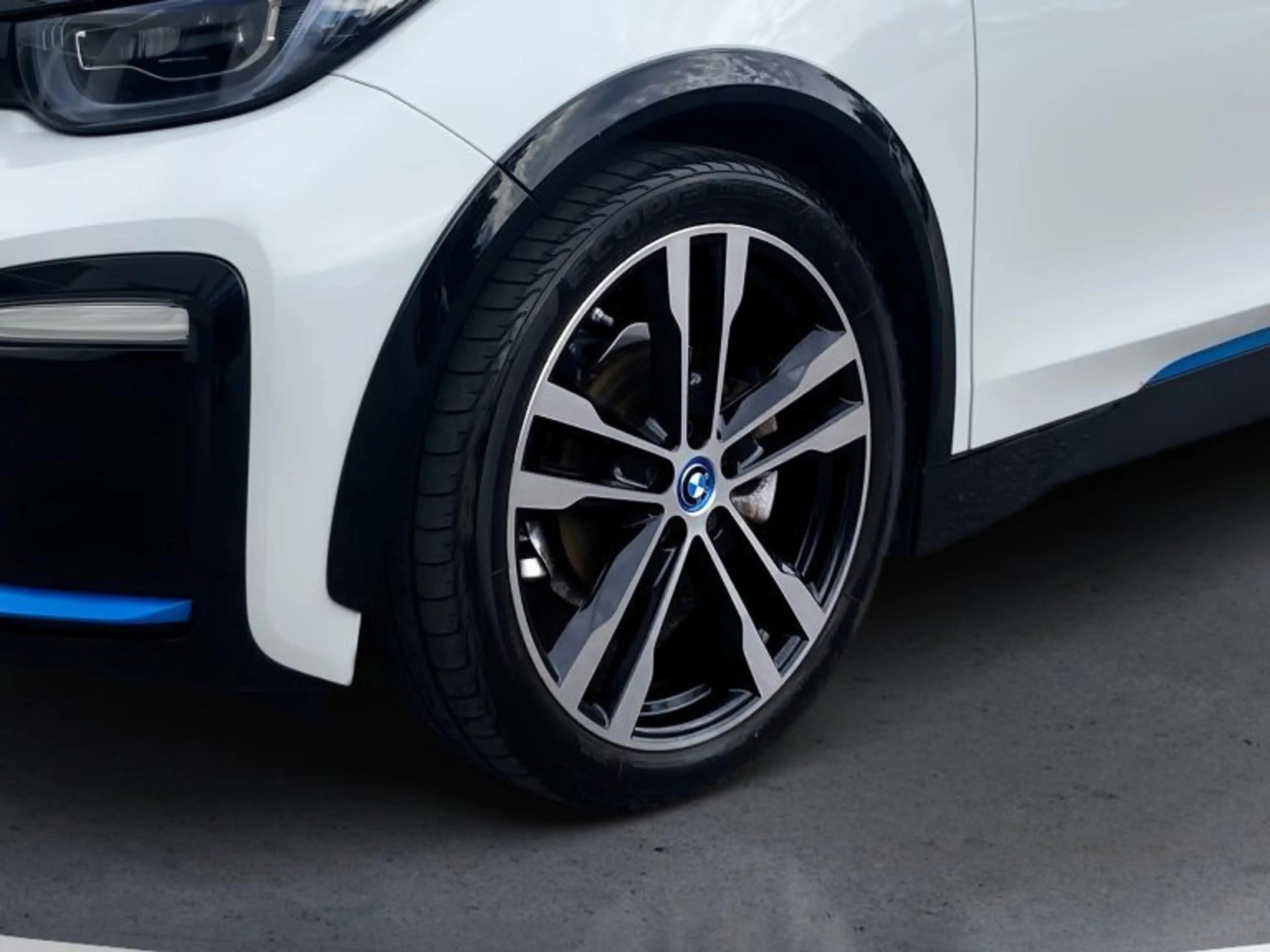 BMW i3 s eDrive BEV i01 IB1 — photo 8
