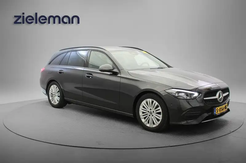 MERCEDES-BENZ Clasa C
