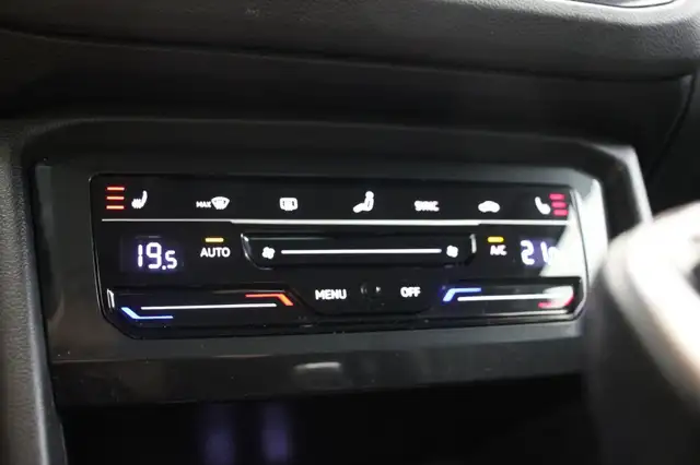 Volkswagen Tiguan view 9