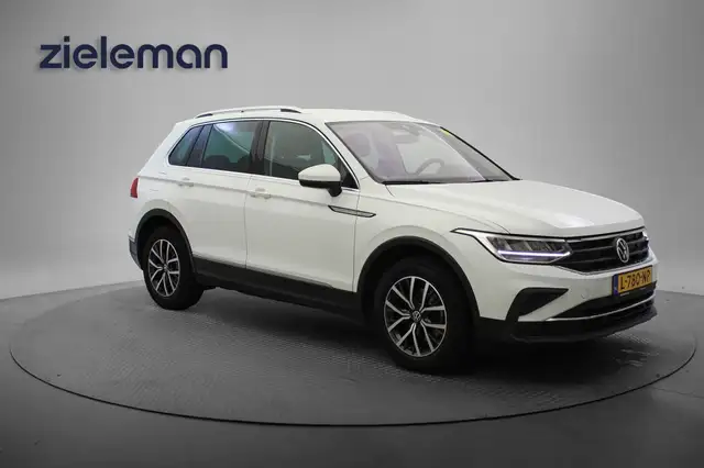 2021 Volkswagen Tiguan in White for sale