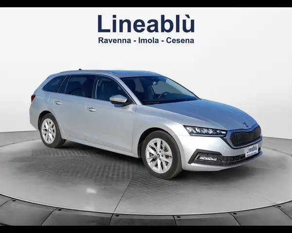 Skoda Octavia view 7