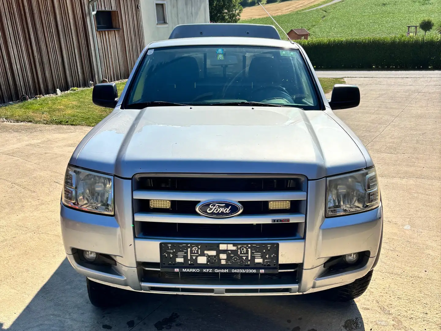 Ford Ranger Ranger Superkabine 4x4 2,5 TDCi Silber - 1