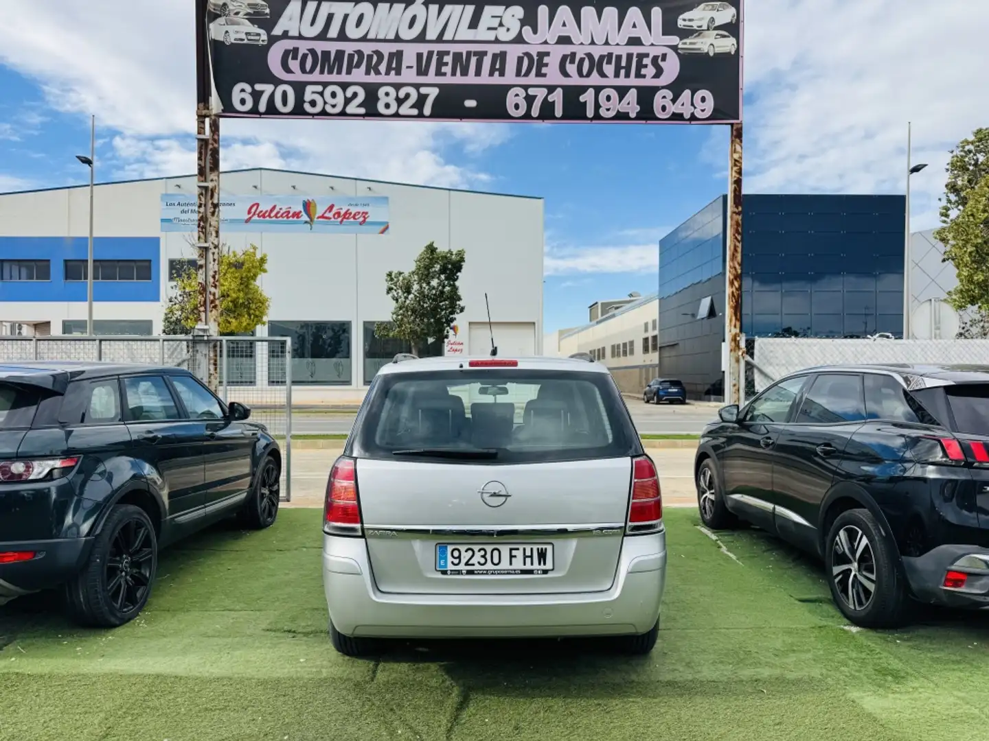 Opel Zafira 1.9CDTi Cosmo 120 Grau - 2