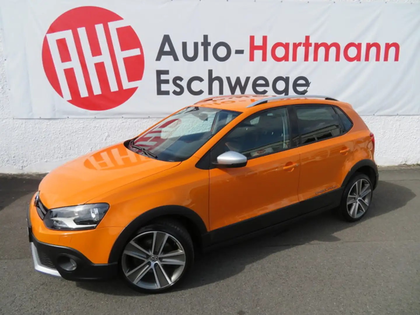 Volkswagen Polo Cross 1.6 TDI Nav Sitzhz Cool&Sound PDC 17" Оранжевый - 1