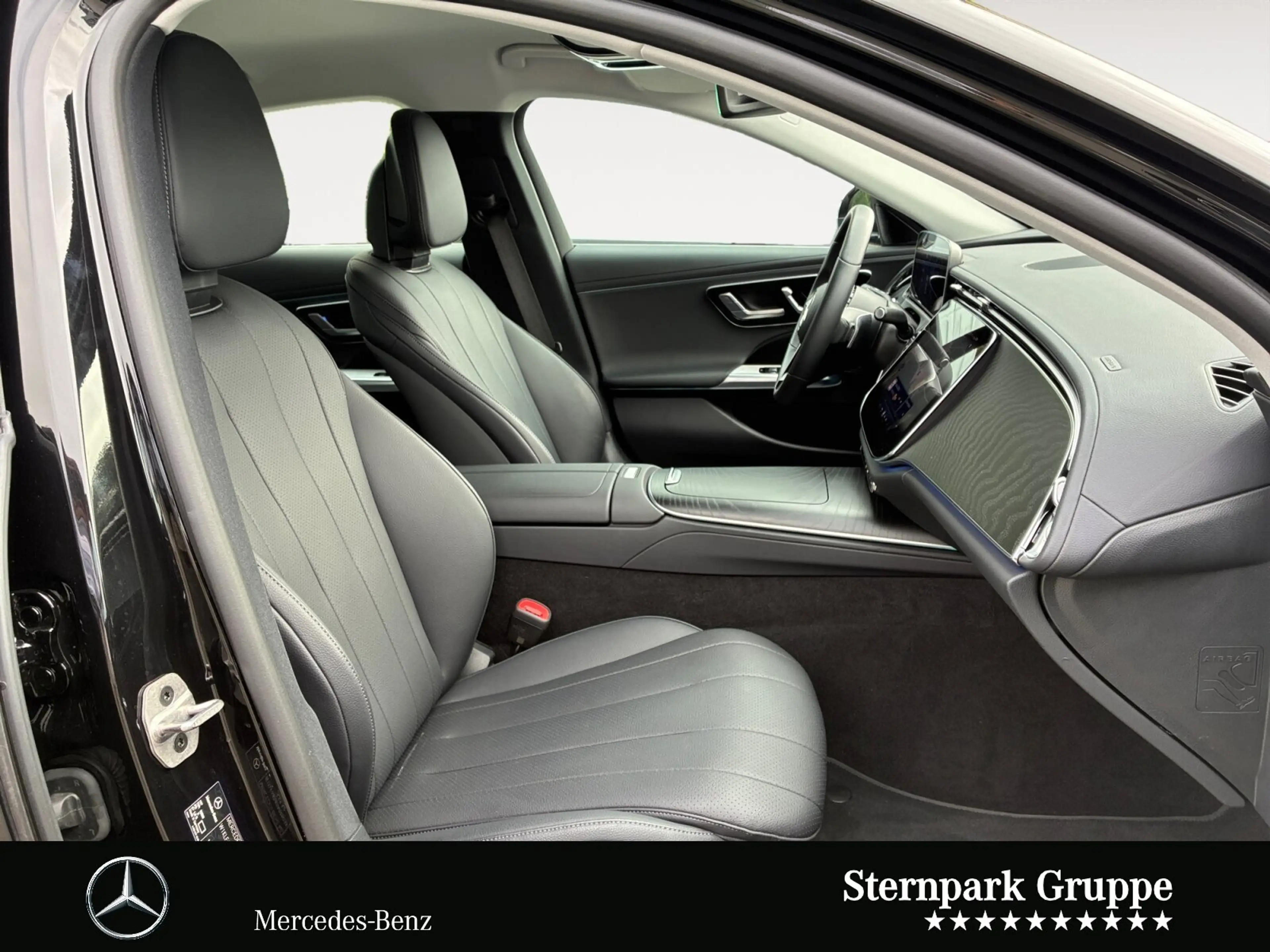 Mercedes-Benz E 450 E 450 4M AVANTGARDE Advanced+*AHK*360*Distronic — photo 15