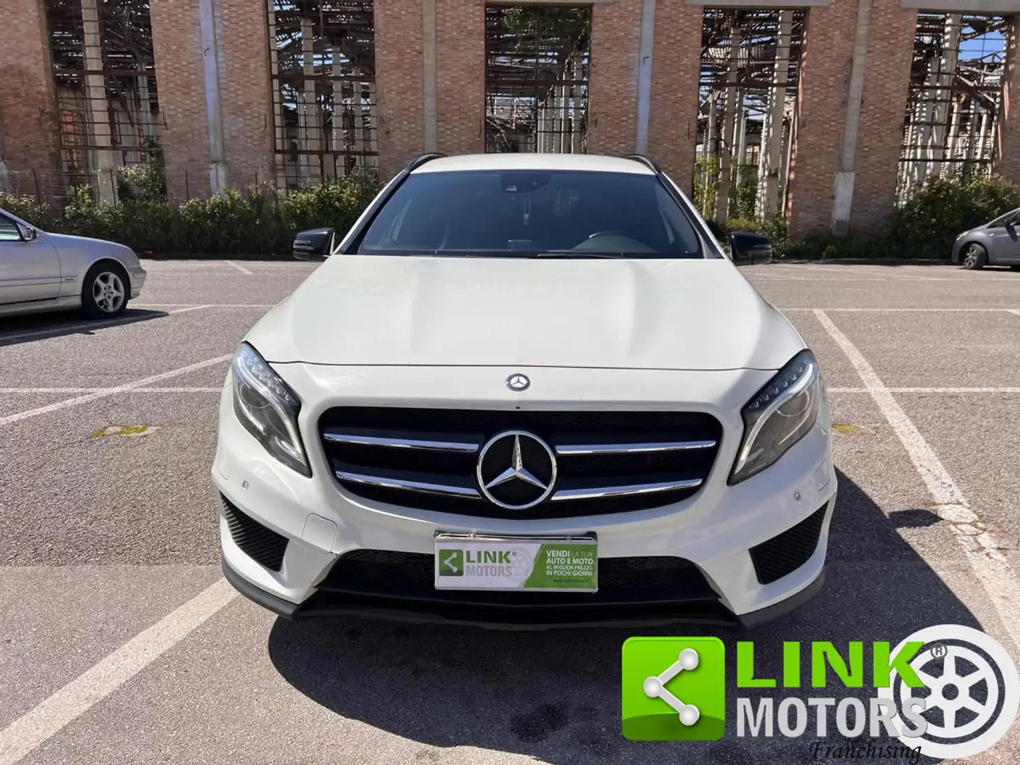 Mercedes-Benz GLA 200 MERCEDES GLA 200CDI Automatic Premium Bianco - 2
