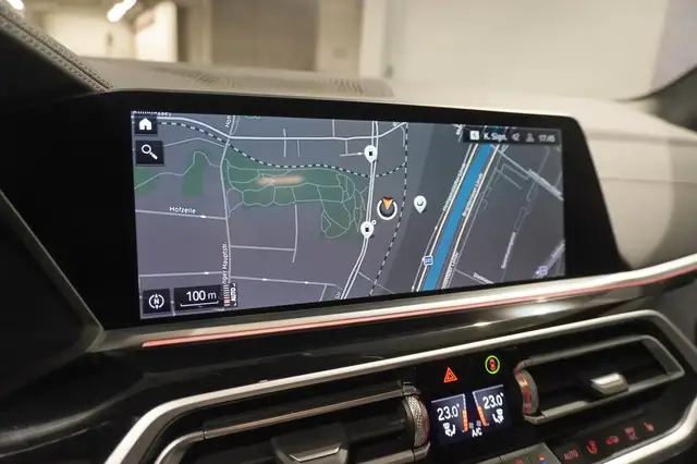 BMW X5 xDrive40i Ansicht 18