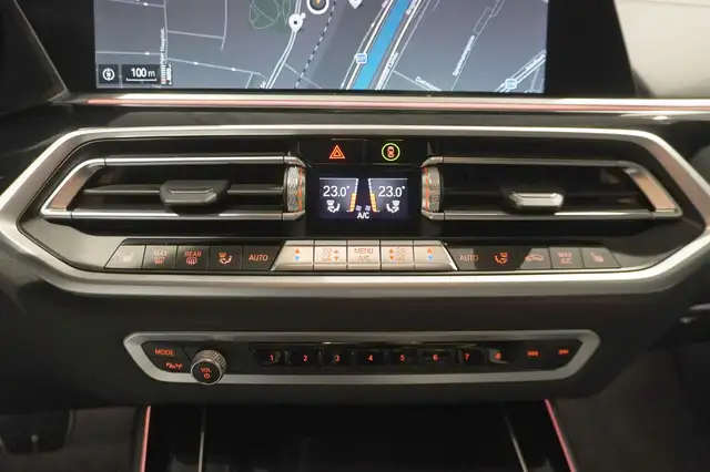 BMW X5 xDrive40i Ansicht 19
