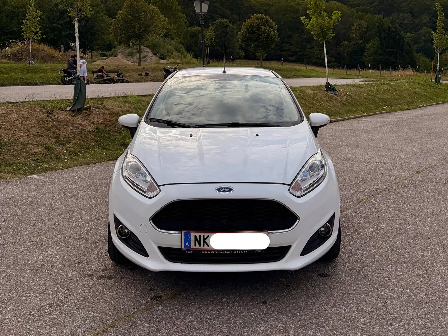 Ford Fiesta Fiesta Trend 1,25 Trend Weiß - 1