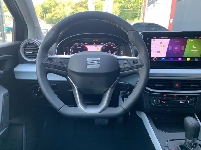 SEAT Arona view 15
