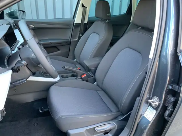 SEAT Arona view 9