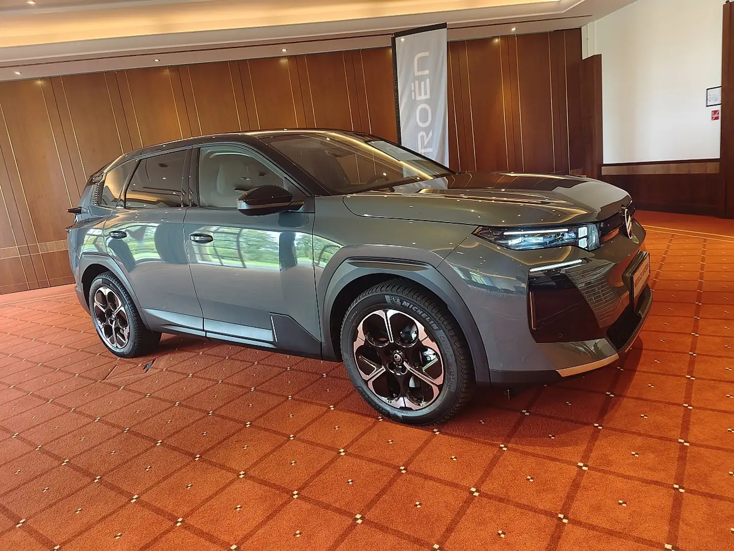 Citroen C5 Aircross e-C5 Aircross Elektro 210 Standard Range 73,7kW... Grau - 1