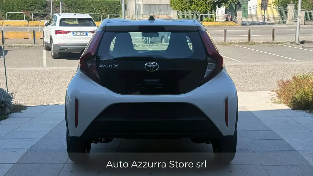 Toyota Aygo X 1.0 Active 72cv *PROMO AZZURRA*, миниатюра 5