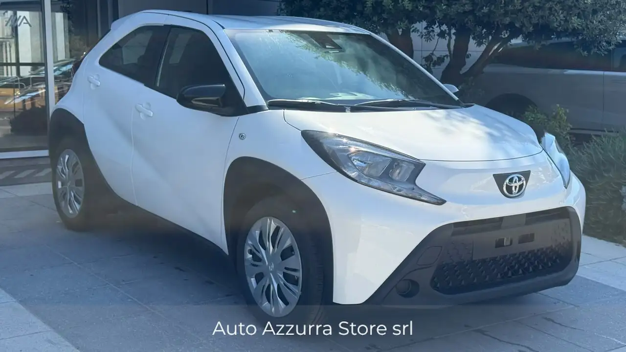 Toyota Aygo X 1.0 Active 72cv *PROMO AZZURRA*, миниатюра 3