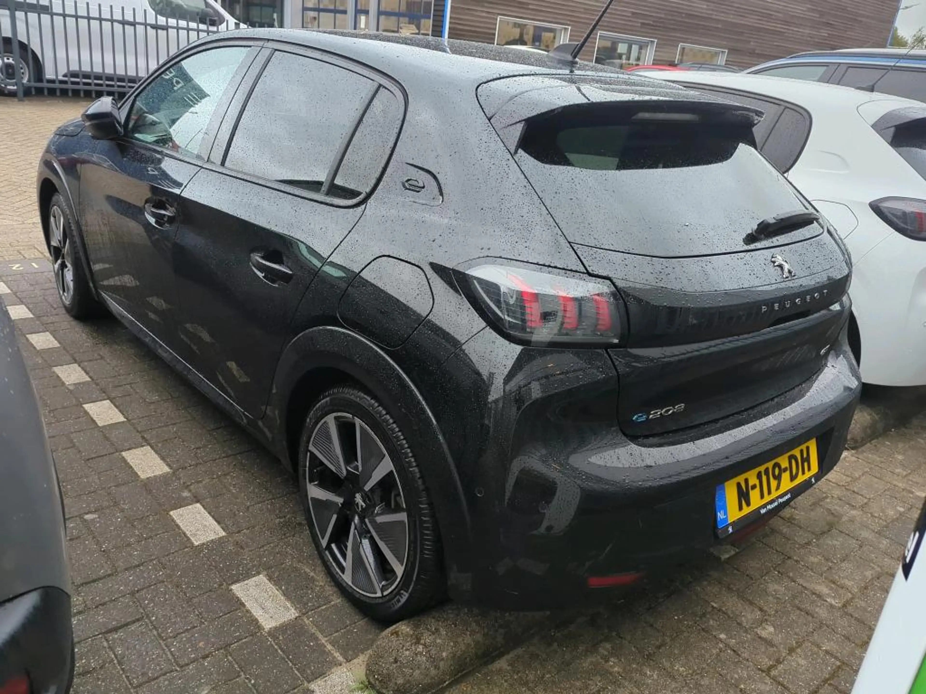 Peugeot e-208 EV GT 350 50 kWh | Fase 3 laden | Navigatie | Came — photo 4