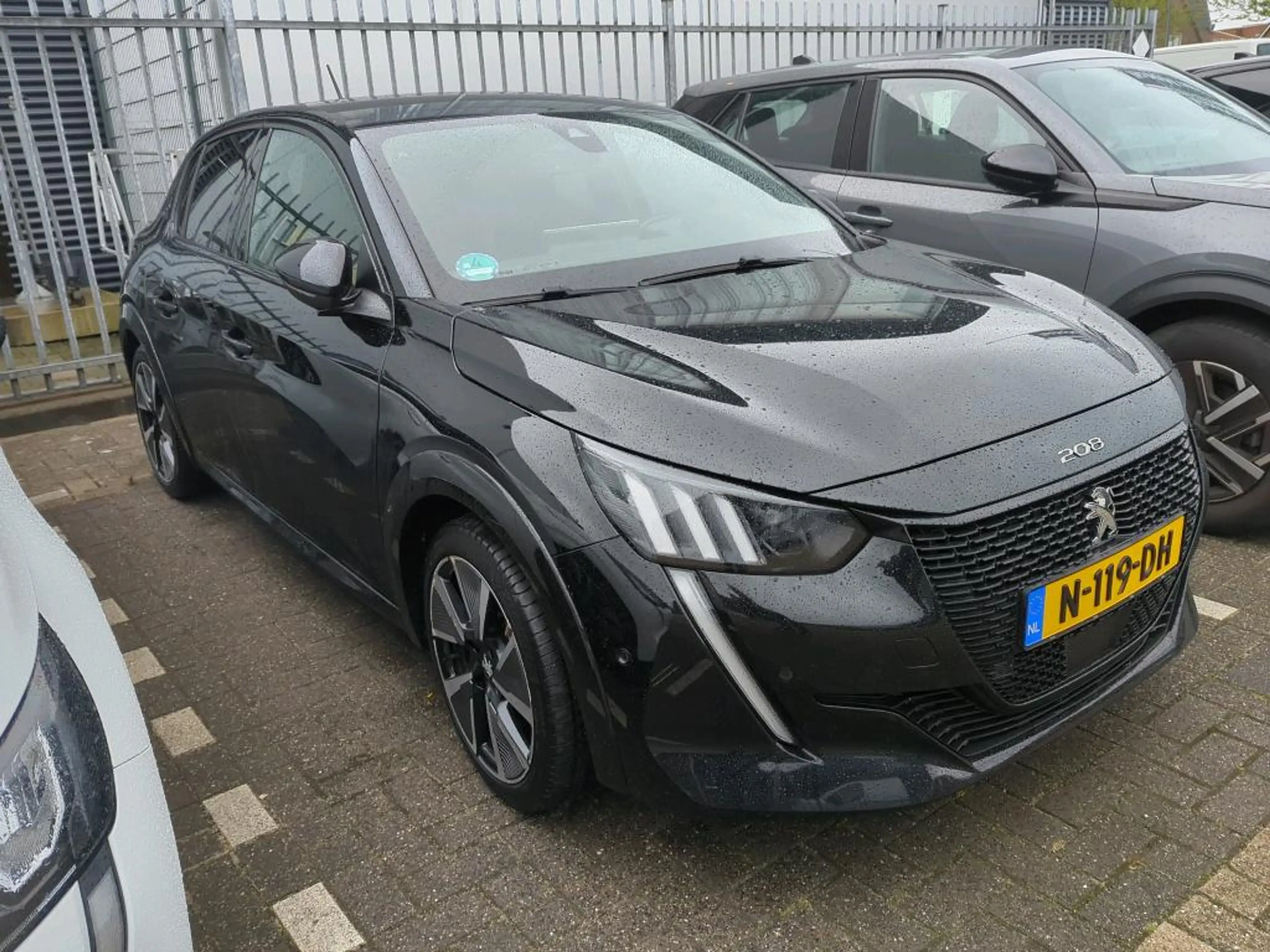 Peugeot e-208 EV GT 350 50 kWh | Fase 3 laden | Navigatie | Came — photo 2