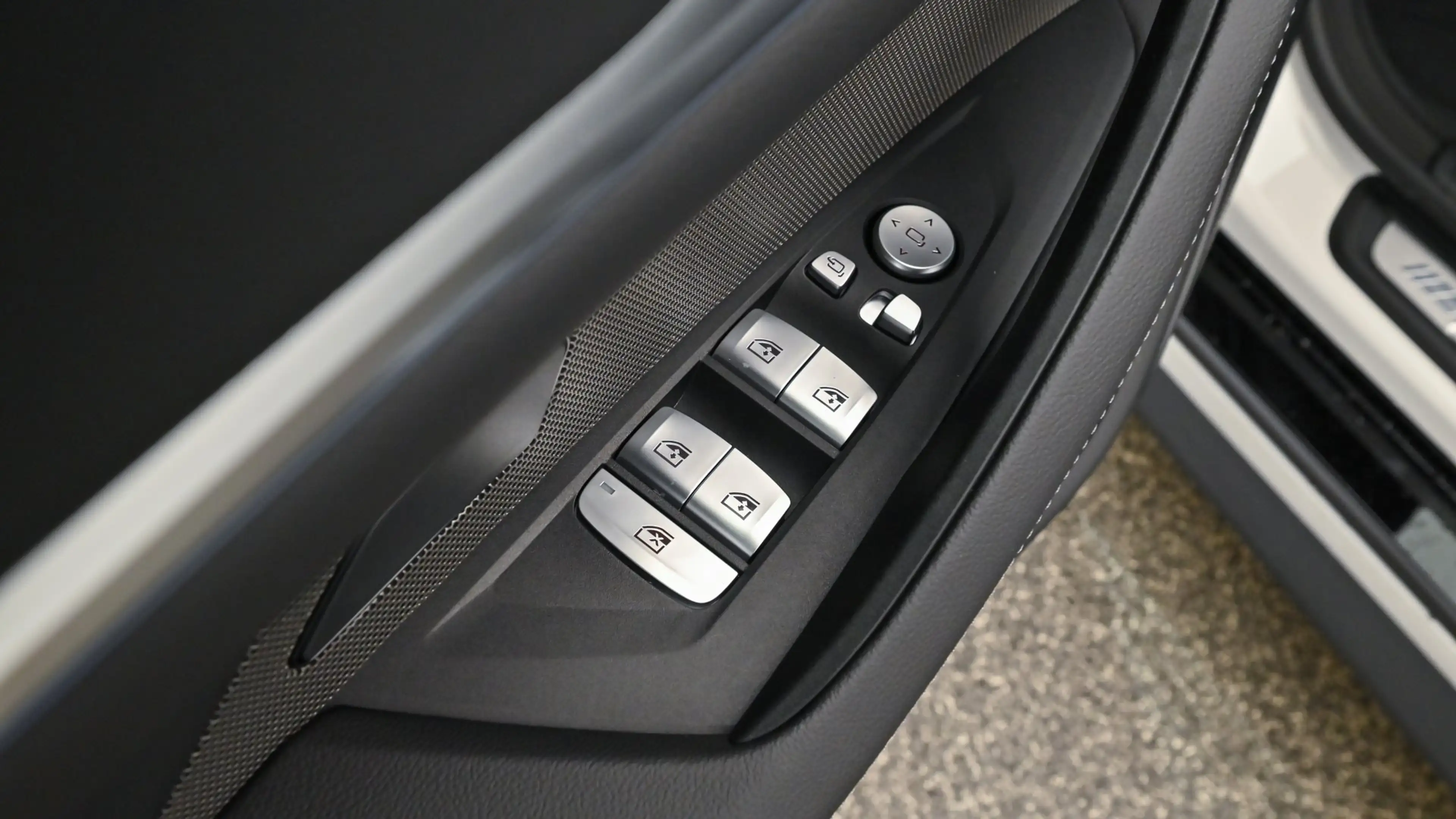 BMW i4 Gran Coupe eDrive35 M-Sportpaket Pro — photo 12
