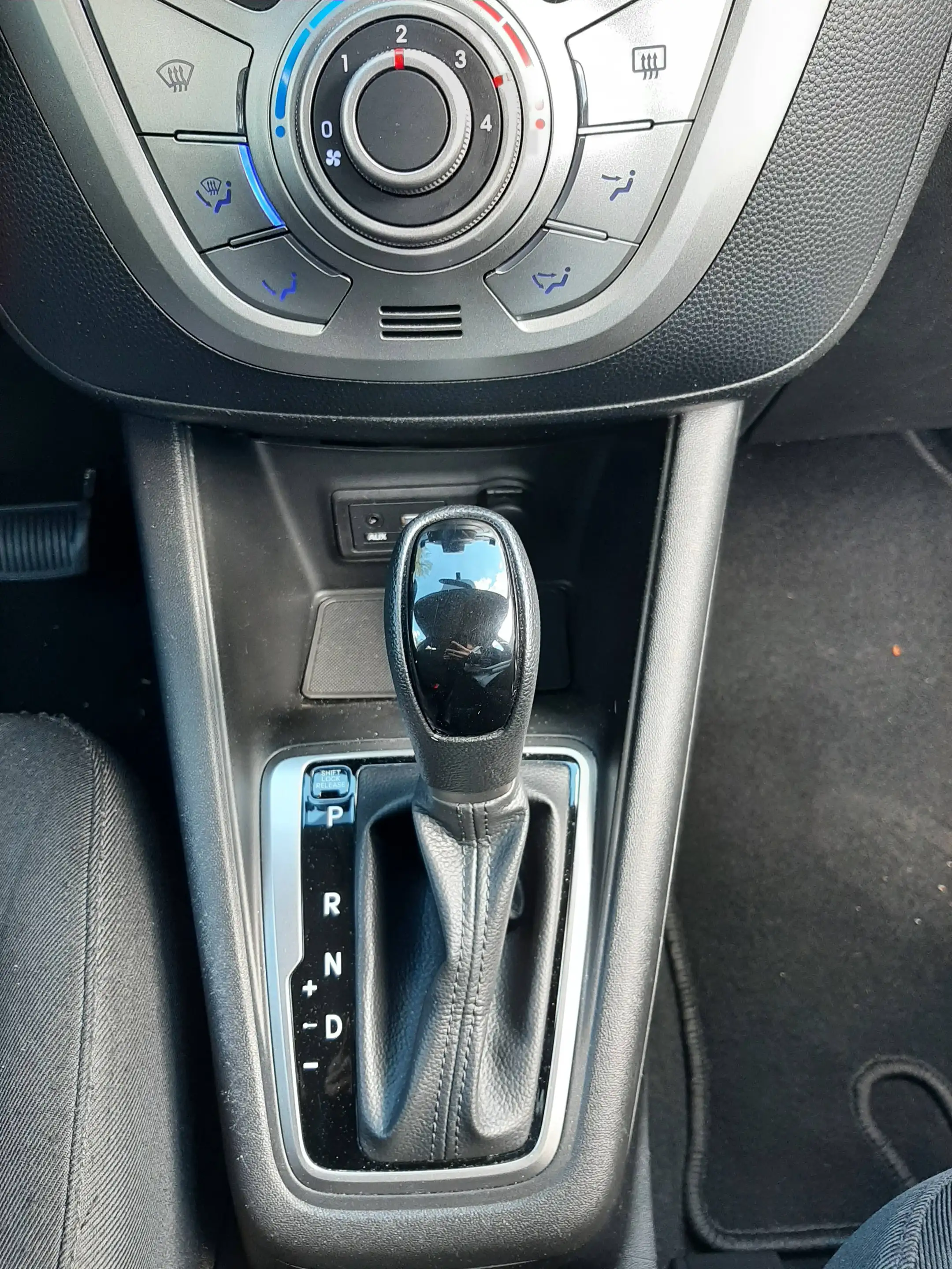 Hyundai iX20 Classic — photo 6
