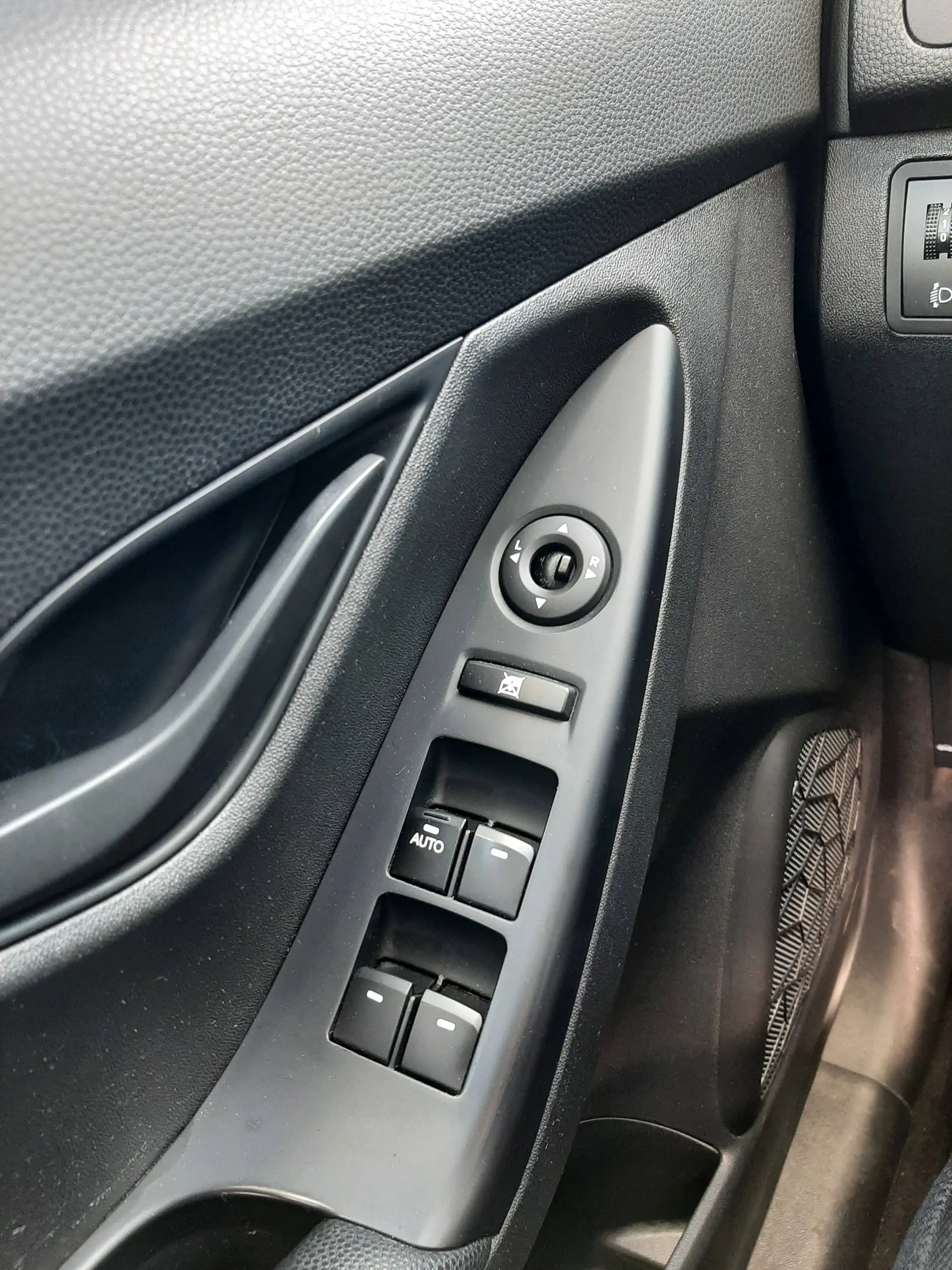 Hyundai iX20 Classic — photo 5