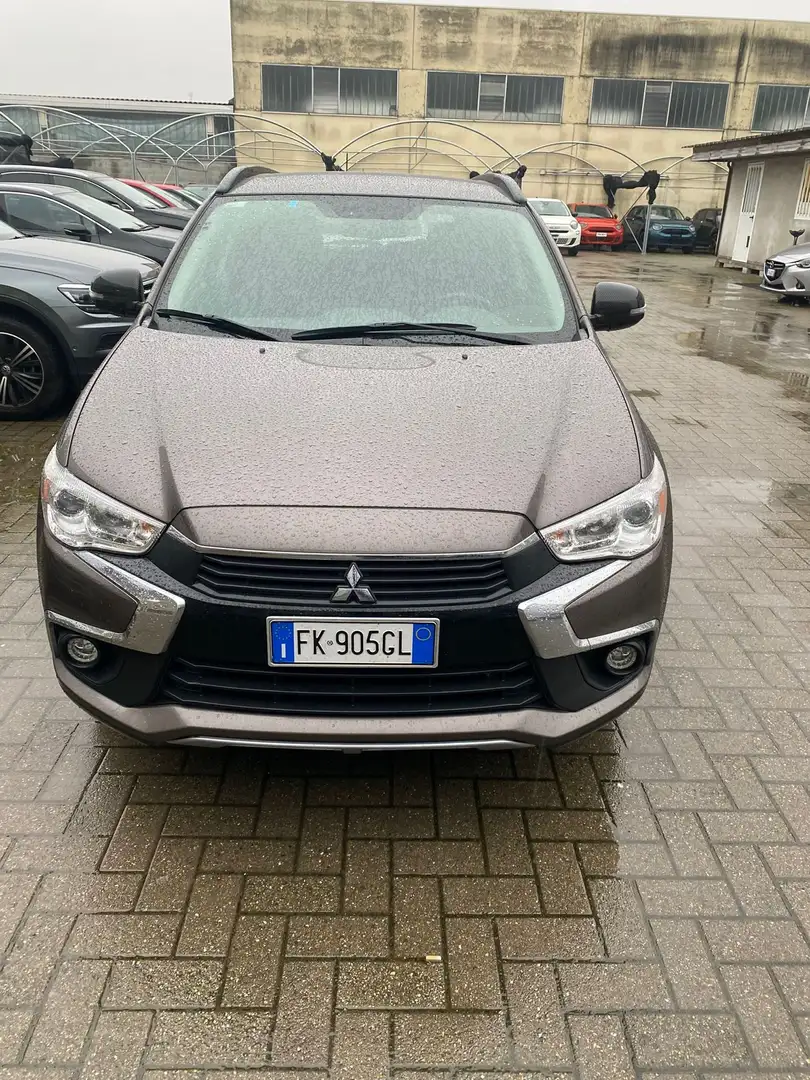 Mitsubishi ASX 1.6 DI-D 114 CV 4WD Invite Сірий - 2