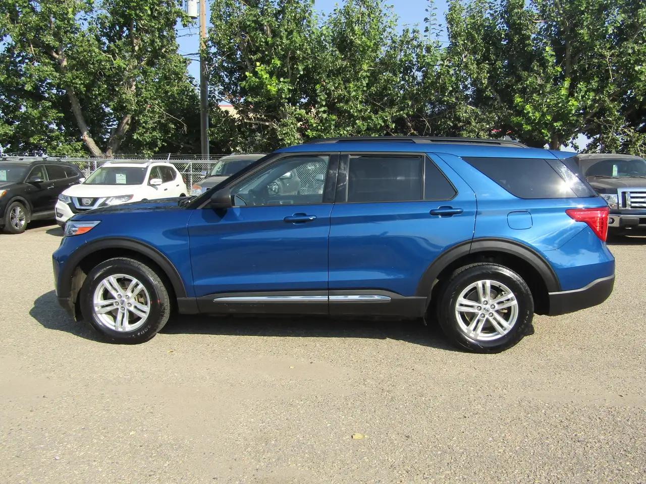 Ford Explorer снимка Ford Explorer