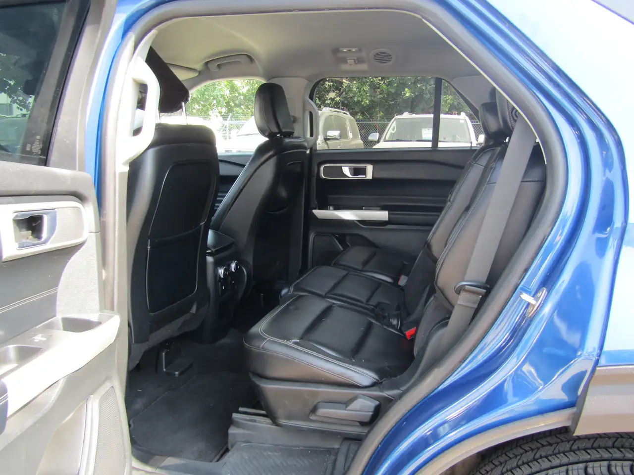Ford Explorer снимка Ford Explorer