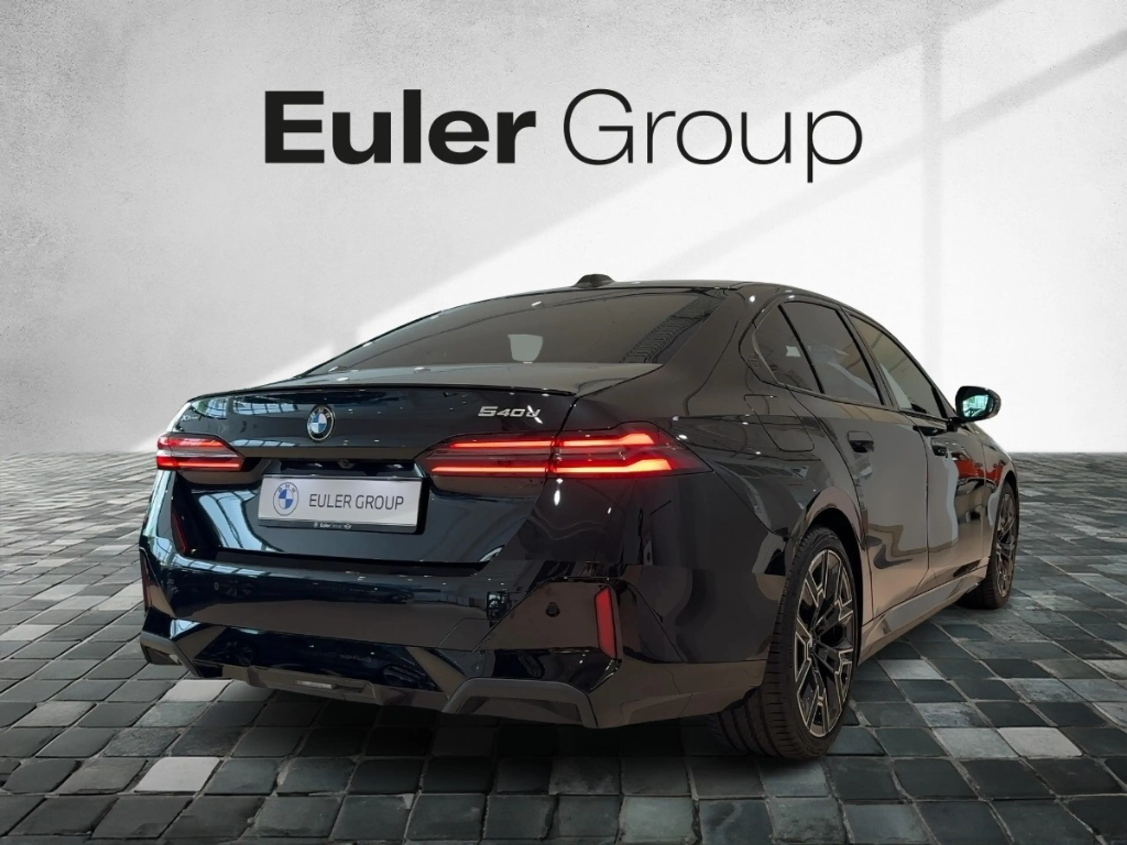 BMW 540 d xDrive Limousine Sportpaket HUD Navi Digitales C — photo 4