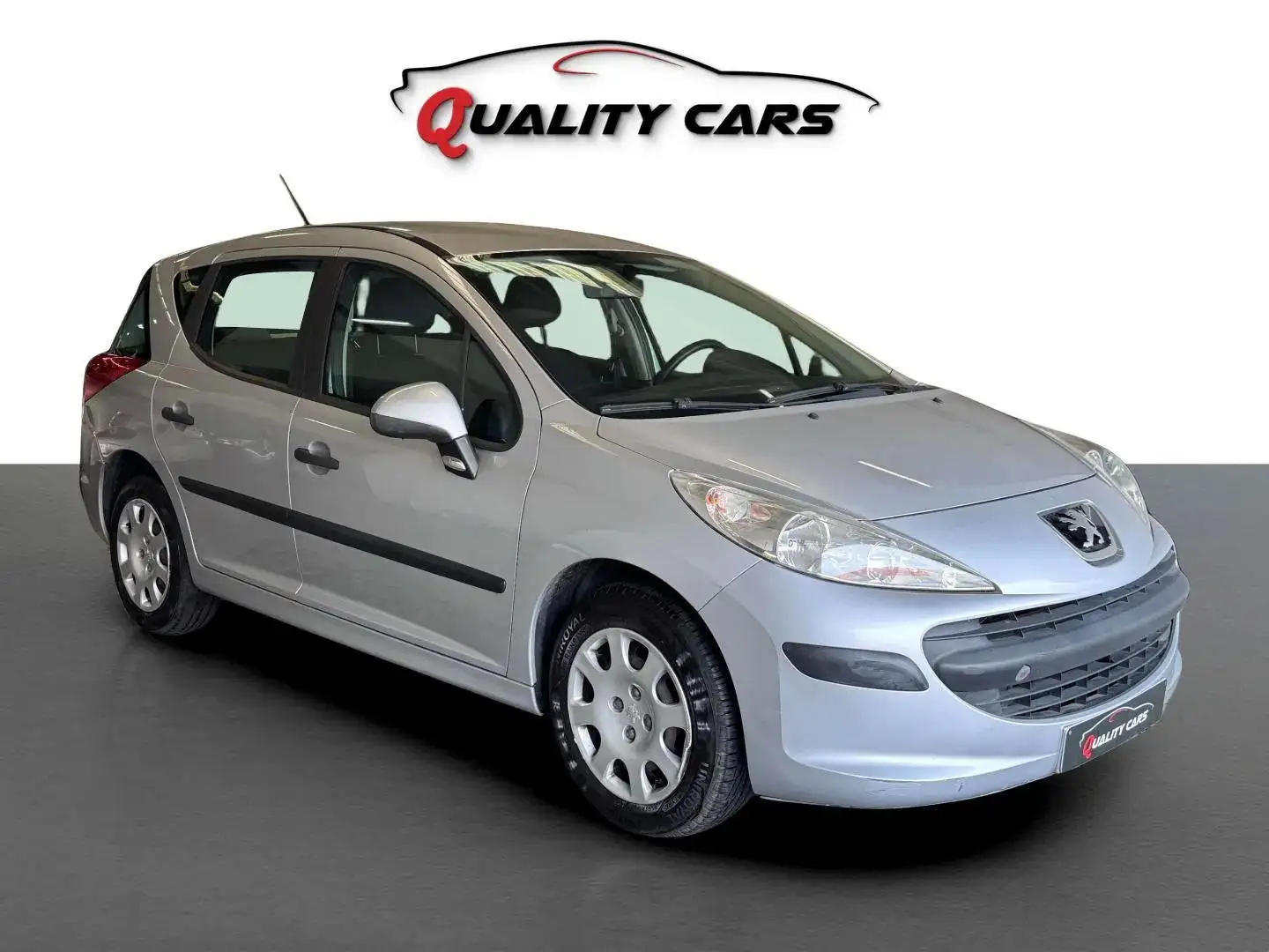 Peugeot 207 1.4i benzine | 130.000 KM | Airco Argintiu - 2