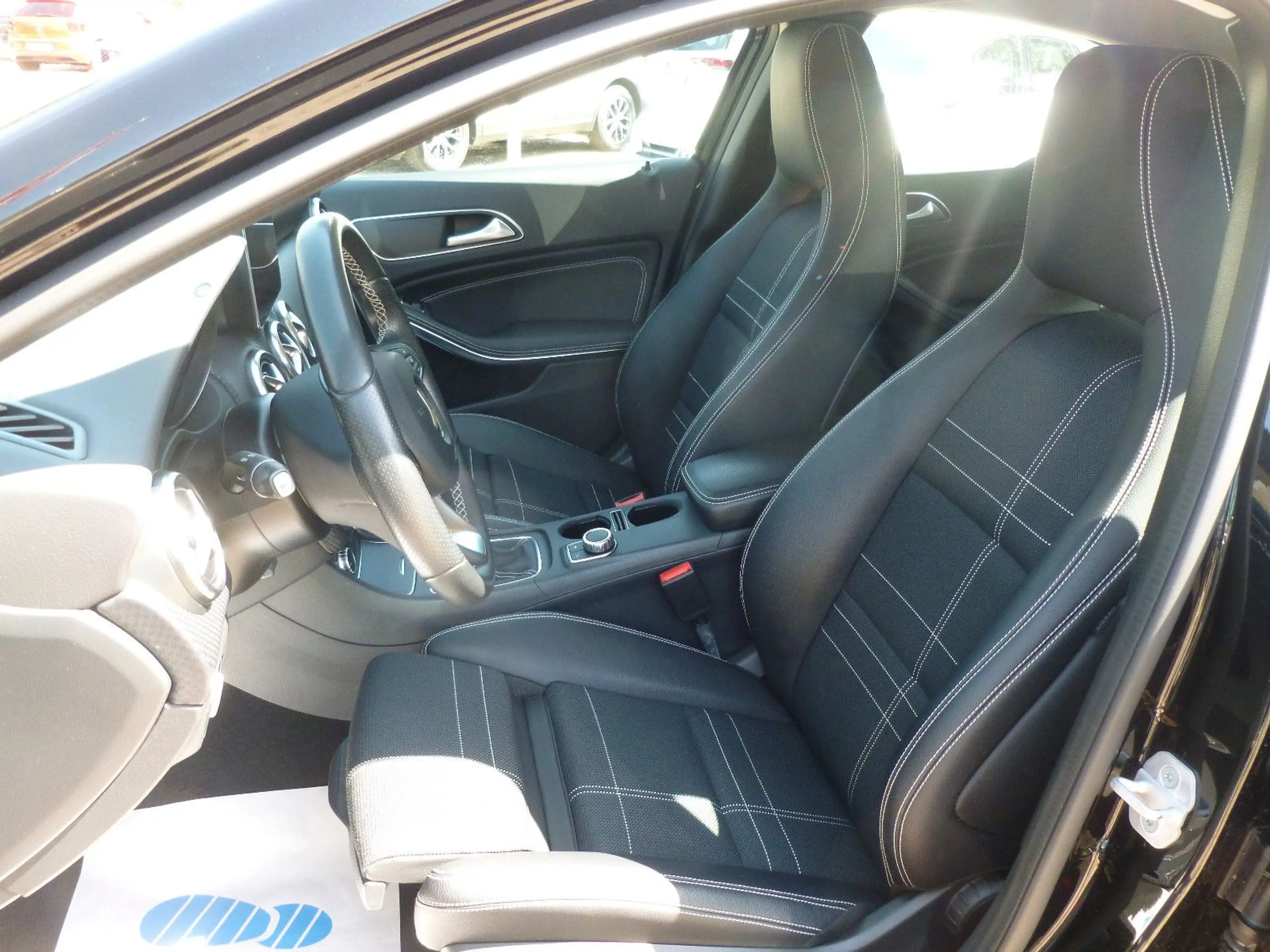 Mercedes-Benz A 250 A  BE Urban/LED/H-K/Navi/Business-P.RFK — photo 9