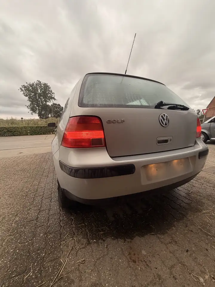 Volkswagen Golf 1.4i Base, foto 3