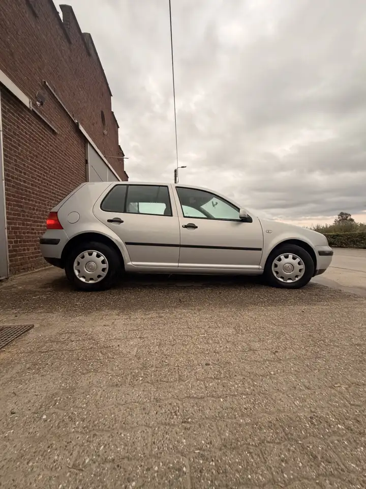 Volkswagen Golf 1.4i Base, foto 6