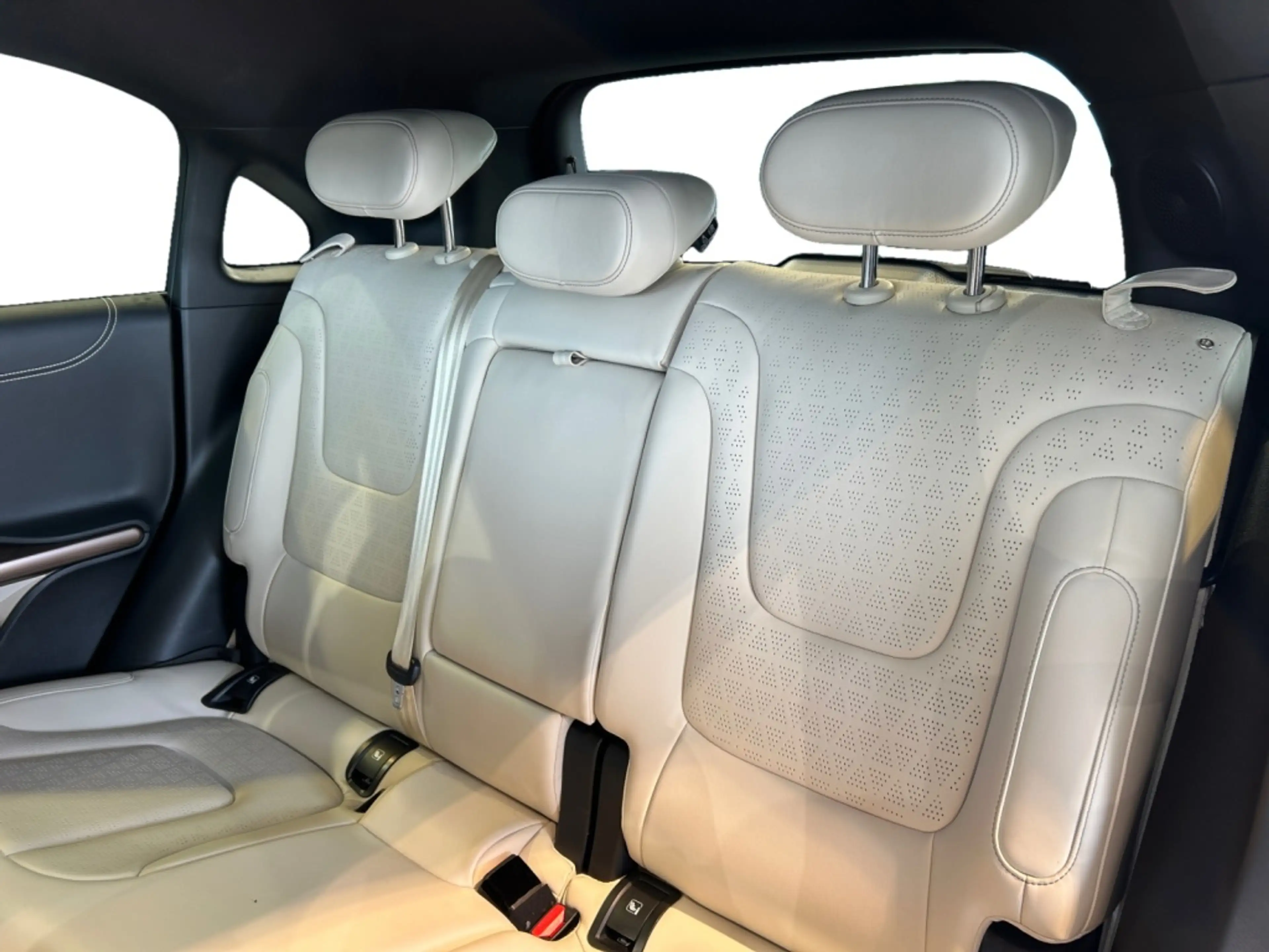 smart #1 Premium Fahrassist+HUD+Pano+360+Cam+LED+Navi — photo 10