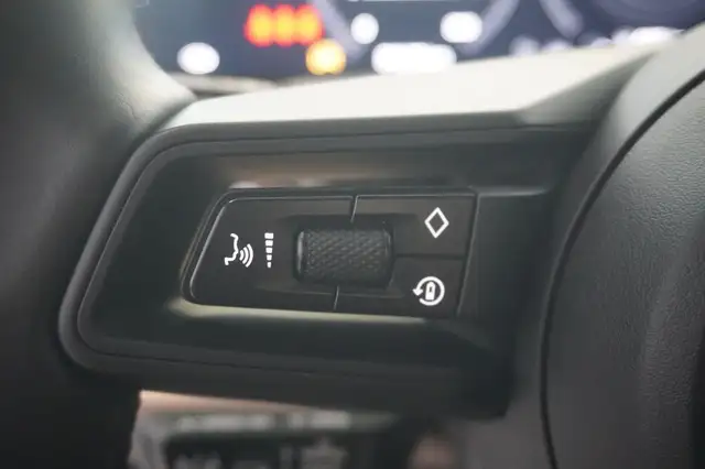 Porsche Taycan 4 Cross Turismo 83,7kWh 20"TurboS/ACC/Navi/Keyles Ansicht 12