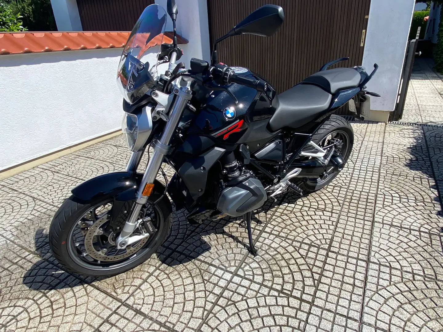 BMW R 1250 R Blackstorm metallic, Comfort-Dynamik-Paket Černá - 1